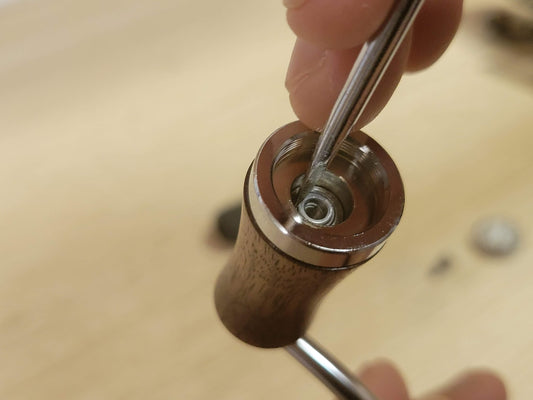 How to replace the custom handle knob