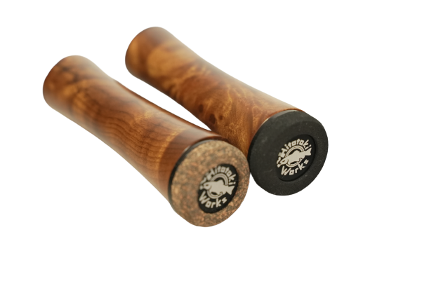 Single burl wood grip for offset